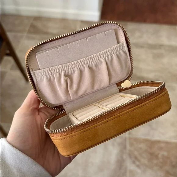 Jewelry travel Case - Picture 5 of 5